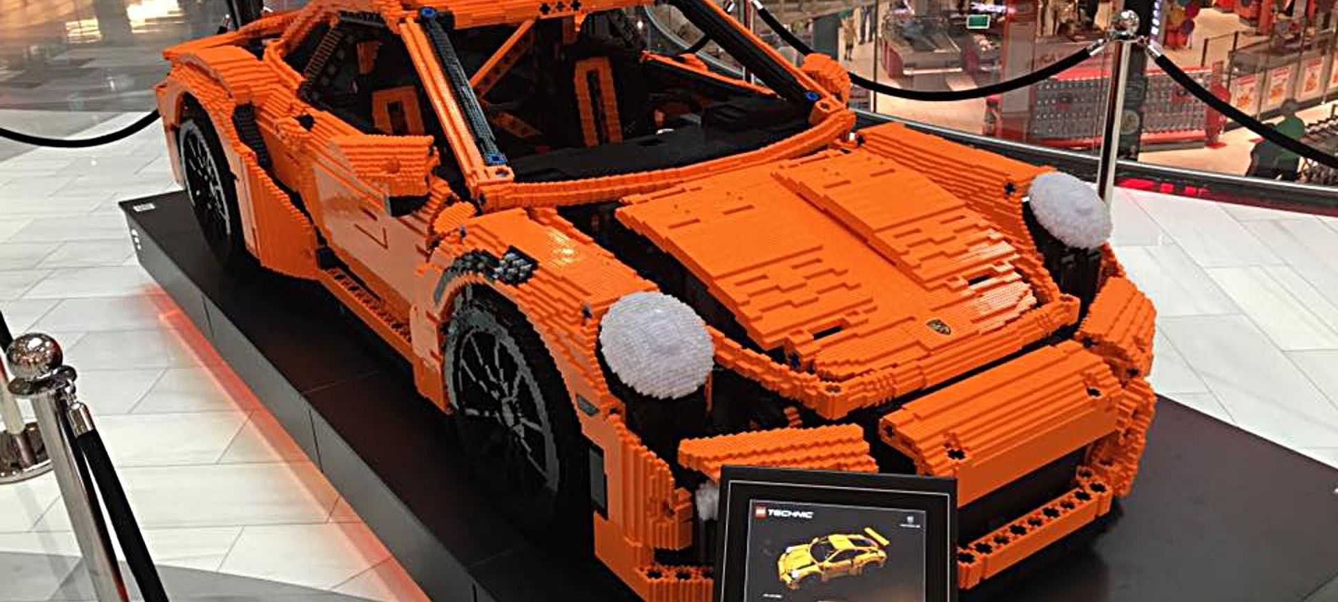 Porsche 911 GT3 RS z Lego w pełnej skali Motocaina.pl
