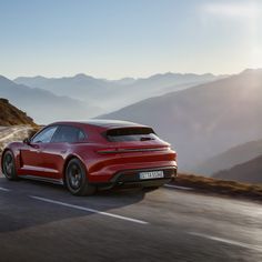 Porsche Taycan GTS Sport Turismo