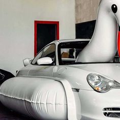 Porsche 911 Swan Chris Labrooy