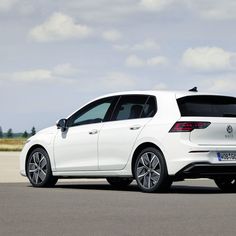 VW Golf 2024