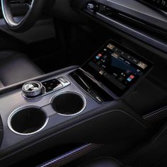 Cadillac Vistiq