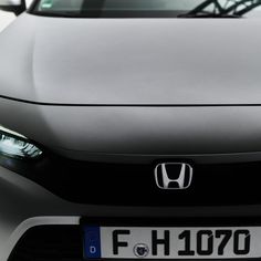 Honda Civic e:HEV Silverest Silver