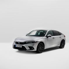 Honda Civic e:HEV Silverest Silver
