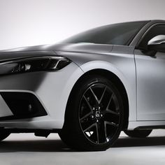 Honda Civic e:HEV Silverest Silver