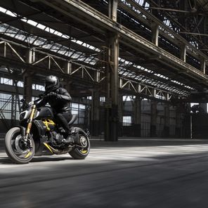 Ducati Diavel 1260 S „Black and Steel”