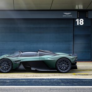 Aston Martin Valkyrie Spider