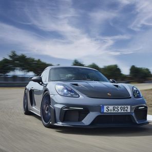 Porsche 718 Cayman GT4 RS