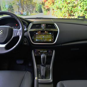 Suzuki SX4 S-Cross Hybrid