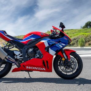 HONDA CBR1000RR-R FIREBLADE