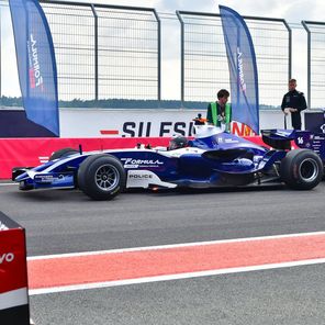 Formula Drive – Poprowadź Bolid F1