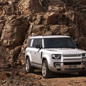 Land Rover Defender 130