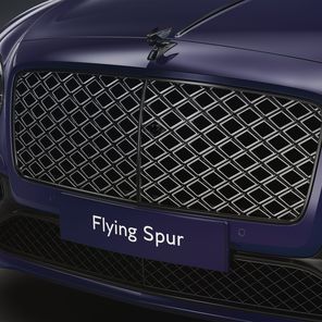 Bentley Flying Spur Mulliner Blackline