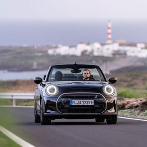 Mini Cooper SE Cabrio