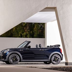 Mini Cooper SE Cabrio