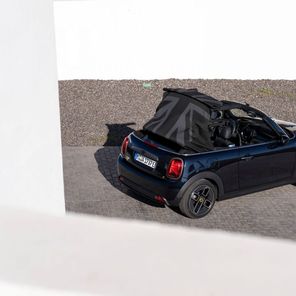 Mini Cooper SE Cabrio