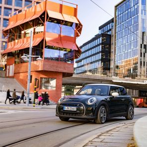 Mini Cooper SE Resolute Edition