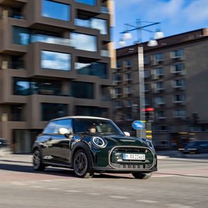 Mini Cooper SE Resolute Edition