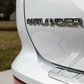 Mitsubishi Outlander PHEV