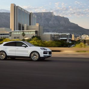 Porsche Cayenne 2023