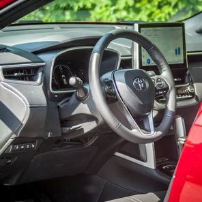 Toyota Corolla Cross 2.0 VVT-i Hybrid Premiere Edition