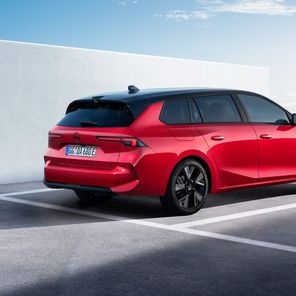 Opel Astra Sports Tourer Electric