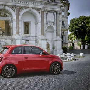 Fiat 500e 2024