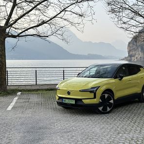 Volvo EX30