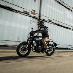 Brixton Crossfire 500 
