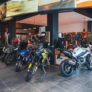 Liberty Motors