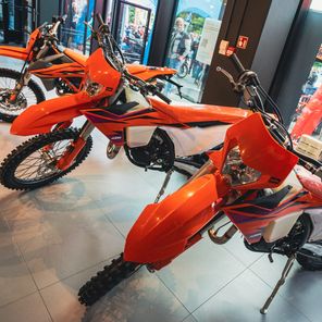 Liberty Motors