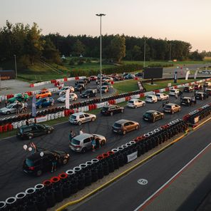 Piknik Volkswagena Golfa na Torze w Modlinie