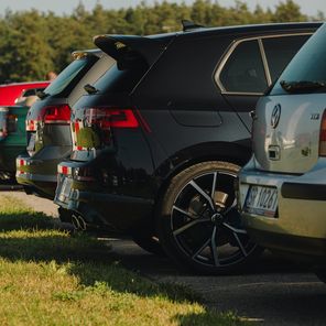 Piknik Volkswagena Golfa na Torze w Modlinie
