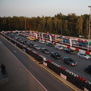 Piknik Volkswagena Golfa na Torze w Modlinie