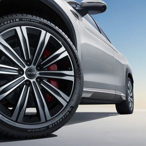 BYD Sealion 7