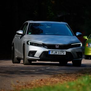 Honda Civic e:HEV Silverest Silver