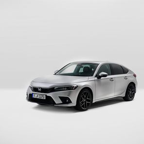 Honda Civic e:HEV Silverest Silver
