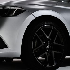 Honda Civic e:HEV Silverest Silver