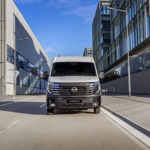 Nissan Interstar 2025