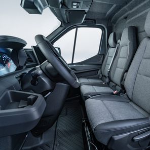 Nissan Interstar 2025