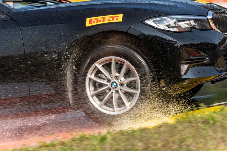 Pirelli rozszerza ofertę opon całorocznych