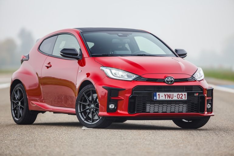 Toyota GR Yaris 2021 - sportowy hot-hatch przyspiesza do 