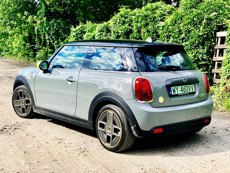 Test Mini Cooper SE - elektryczny mini gokart