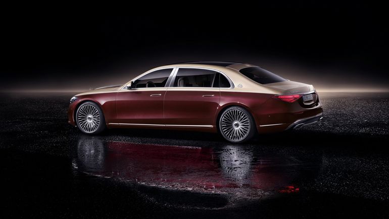 Mercedes-Maybach Klasy S: aby cieszyć oko dwukolorowym lakierem trzeba poczekać dodatkowy tydzień