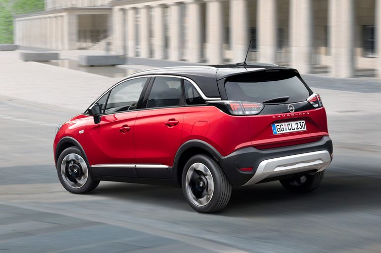 Opel Crossland 2021 - miejski SUV upodabnia się do Opla Mokki. Zobaczcie zdjęcia!