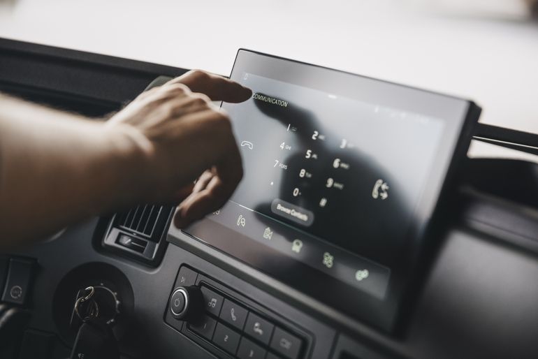 Volvo FH, Volvo FH16, Volvo FM i Volvo FMX - właśnie rusza sprzedaż nowych modeli samochodów ciężarowych w Polsce