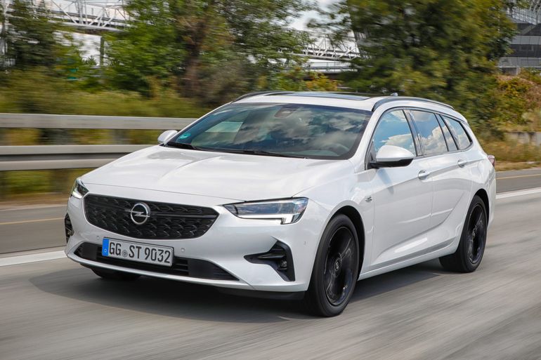 Opel Insignia z nowymi silnikami wysokoprężnymi i benzynowymi. Znamy ceny w Polsce!
