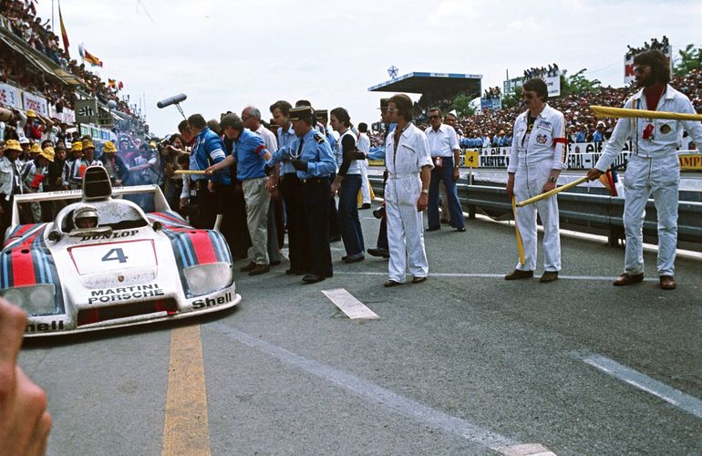 Mija 50 lat od pierwszego sukcesu Porsche w Le Mans. Wspominamy pamiętny wyścig