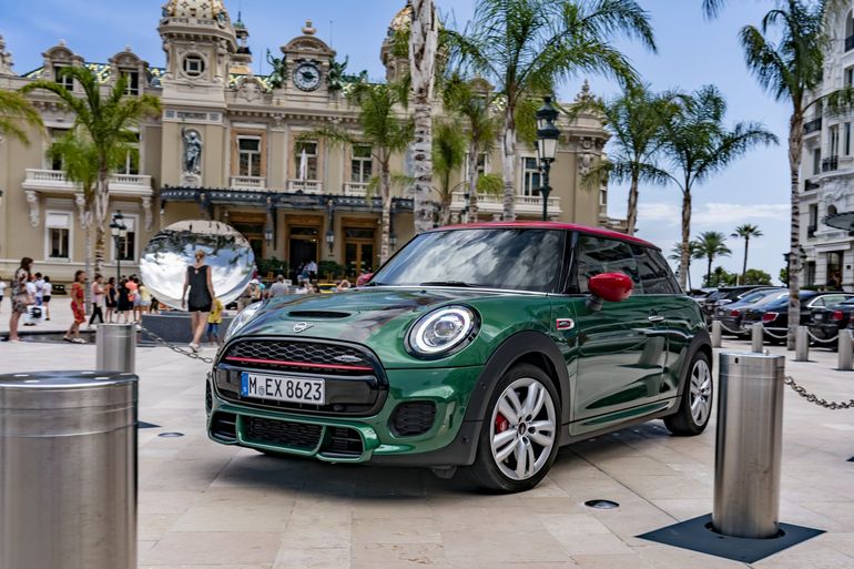 Podróże z Mini John Cooper Works: przełęcze południowej Francji śladami dawnych legend rajdowych