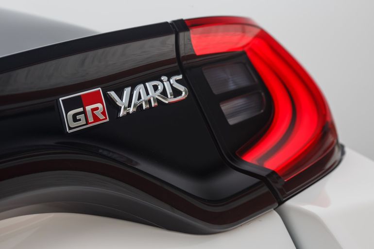 Toyota GR Yaris 2021 - sportowy hot-hatch przyspiesza do 