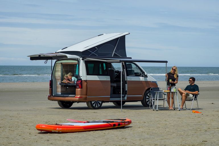 Volkswagen California 6.1 - wakacyjny dom na kołach i centrum rozrywki